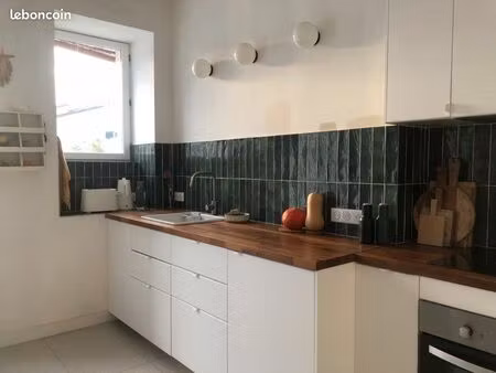 appartement rénové avec terrasse