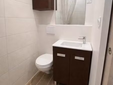 studio 1 pièce 12 m²