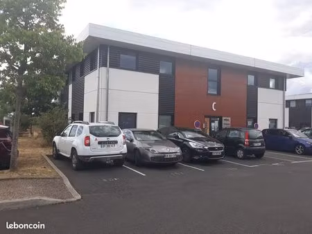 bureaux 48 m2 rillieux la p