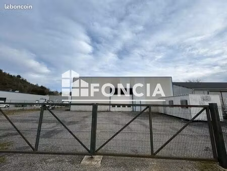 local commercial 500 m²