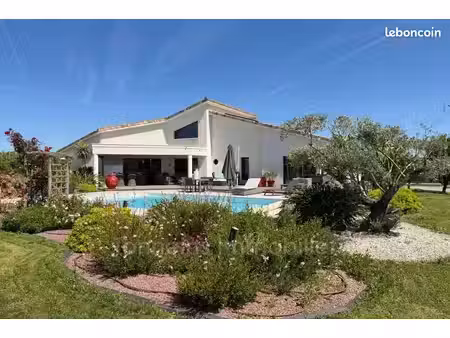 maison 6 pièces 160 m²