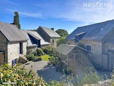 propriété 5 pièces 134 m²