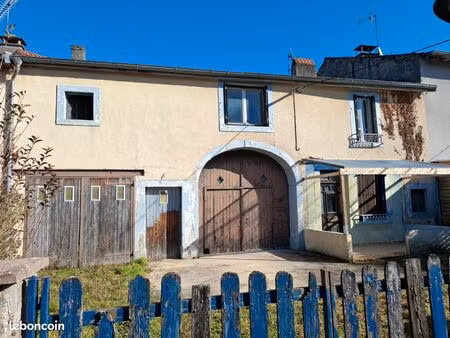 grande maison à rénover à corre