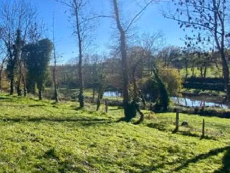 terrain 1325m2 cadre idyllique