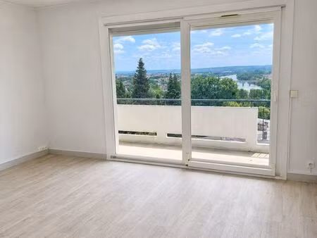appartement 100 m² rénové 2025 – 3 chambres – balcon avec vue panoramique