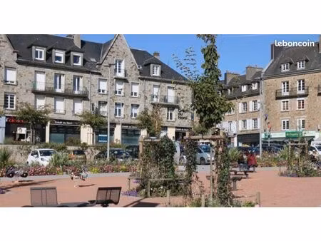 maison de ville + commerce