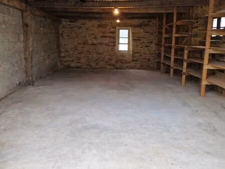 garage de stockage 40m2