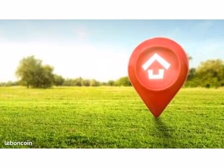 à vendre – terrain constructible de 766 m² avec garages – emplacement rare