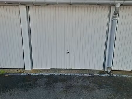 garage secteur courlancy