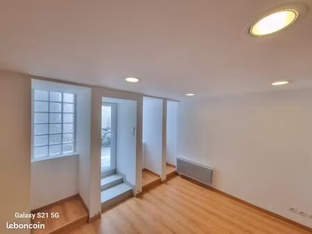 local commercial 46 m²