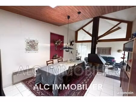 maison 6 pièces 135 m²