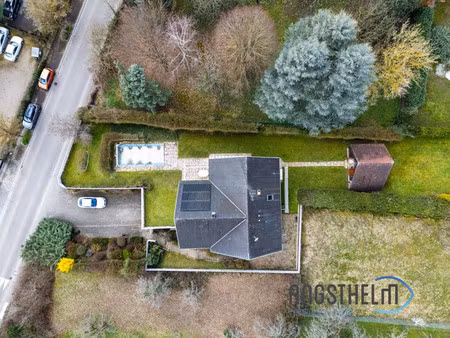 maison de luxe à vendre dans le quartier nord