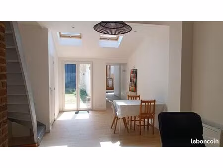 maison de ville - 61 m2 - cour & jardin - lille fives