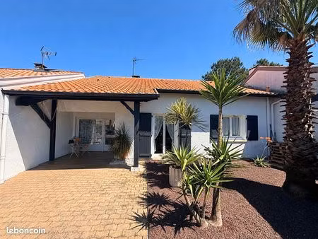 propriété 5 pièces 136 m²
