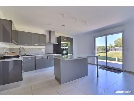 maison 6 pièces 140 m²