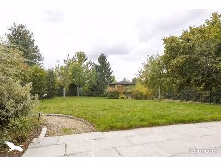 maison 4 pièces 145 m²