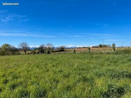 a vendre: terrain à bâtir de 3400m² sur la commune de lombia