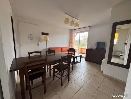 appartement 3 pièces 42 m²