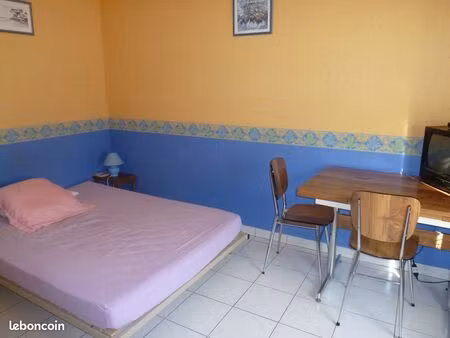 chambre meublée indépendante proche école st aubin la salle et le cèdre   zi st barthelemy