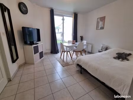 t1 bis avec jardin - mairie de trélazé - dispo 15 juillet
