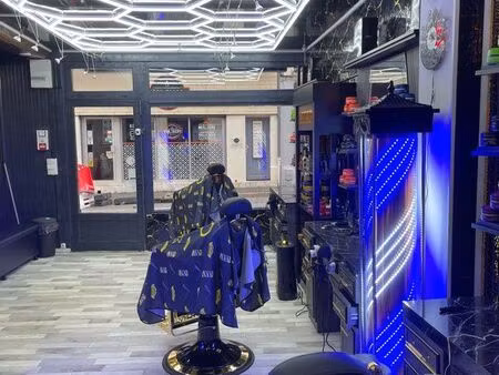 vends fond  de commerce  coiffeur