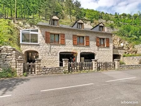 maison 6 pièces 139 m²