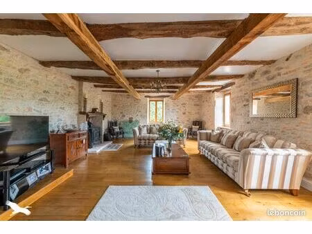 maison 5 pièces 160 m²