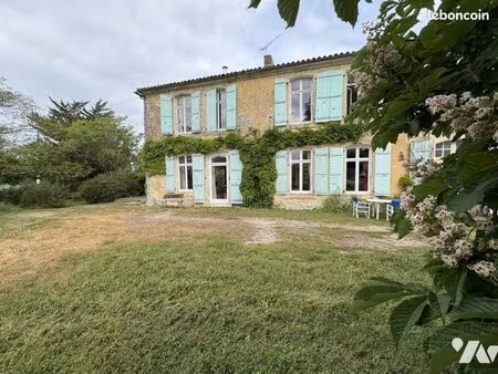 maison 5 pièces 140 m²