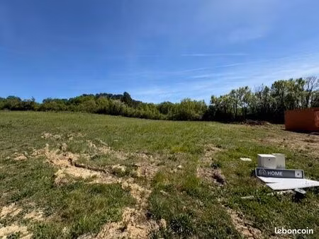 terrain 750 m² loupes