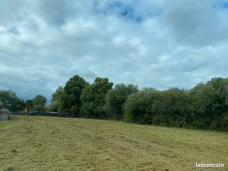 terrain constructible avec fort potentiel à monein