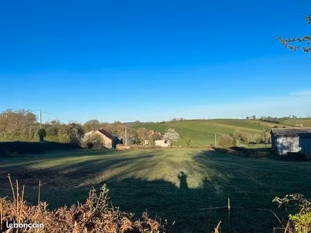 terrain 3800m²