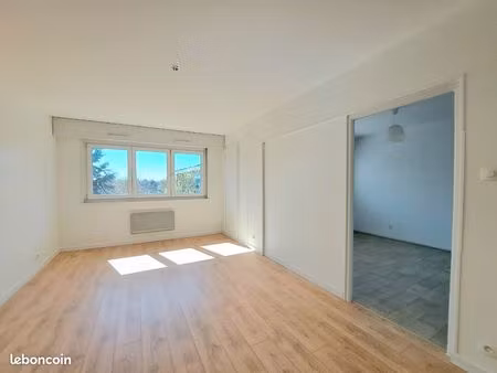 4 pièces très lumineux entièrement renove