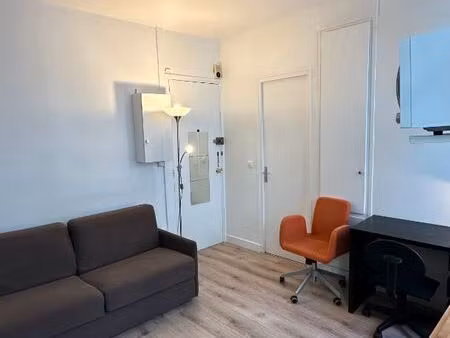studio 1 pièce 14 m²