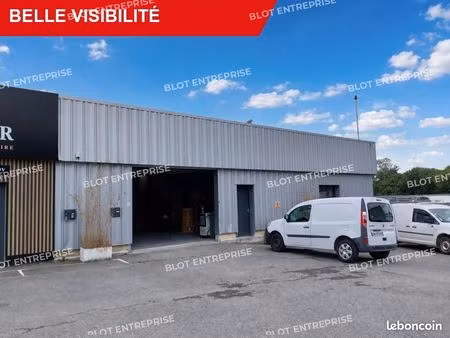 local d'activité 250 m²