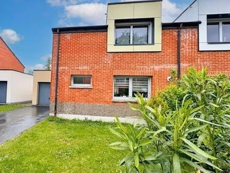 maison 5 pièces 85 m²