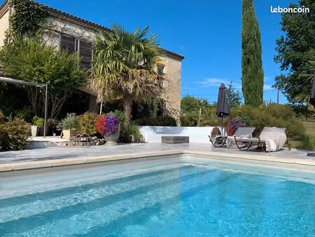 maison 10 pièces 290 m2
