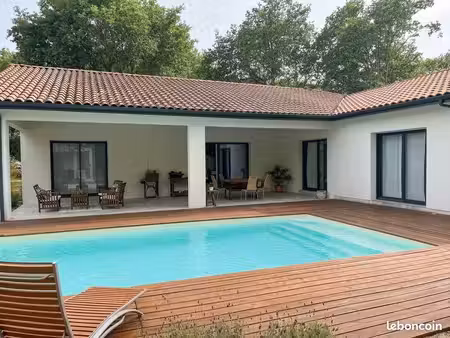maison récente (2019) – classe a – piscine – 4 chambres