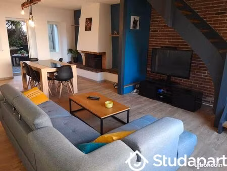 chambre 1 pièce 12 m²