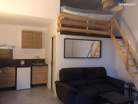 st cyr maisons blanches  studio meublé tout compris avec wifi et lave-linge