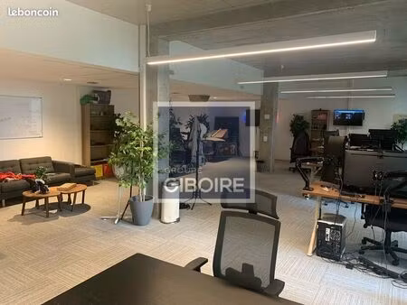 bureaux 108 m²