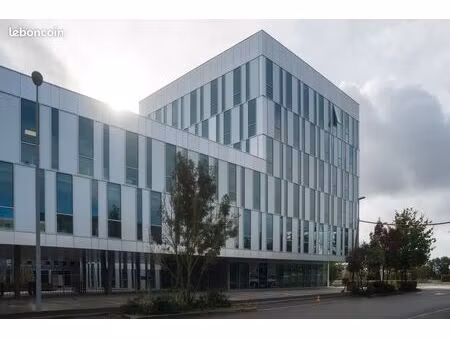 bureau privé à louer pour 1 personnes à rennes  cesson rennes