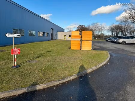 local d’activité / entrepôt/10 bureaux climatisé à louer – 755 m² – saint-jean-sur-vilaine