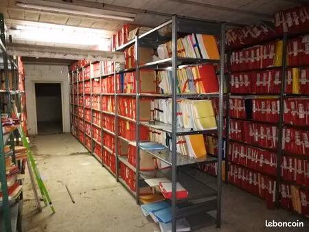 local d'archivage ou de stockage de 81 m²  24 bis rue noire nantes