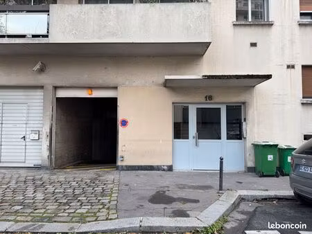 parking - 11m² - porte des lilas