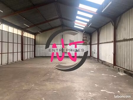 local 311 m² les garennes sur loire