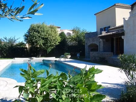 propriété 6 pièces 190 m²