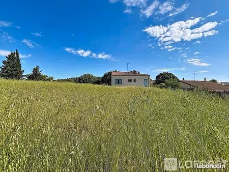 propriété 3 pièces 96 m²