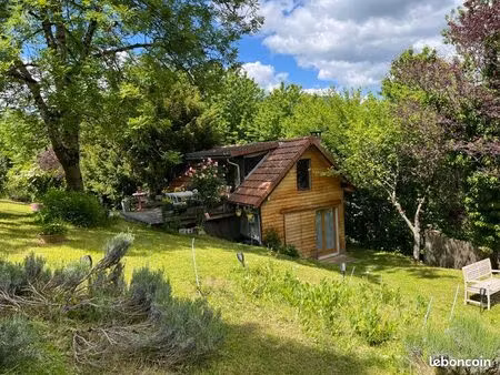 petite maison sur terrain non constructible