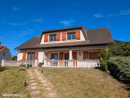 maison 135 m² 5 chambres 127m² loi carrez