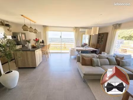 villa 4 pièces 105 m²
